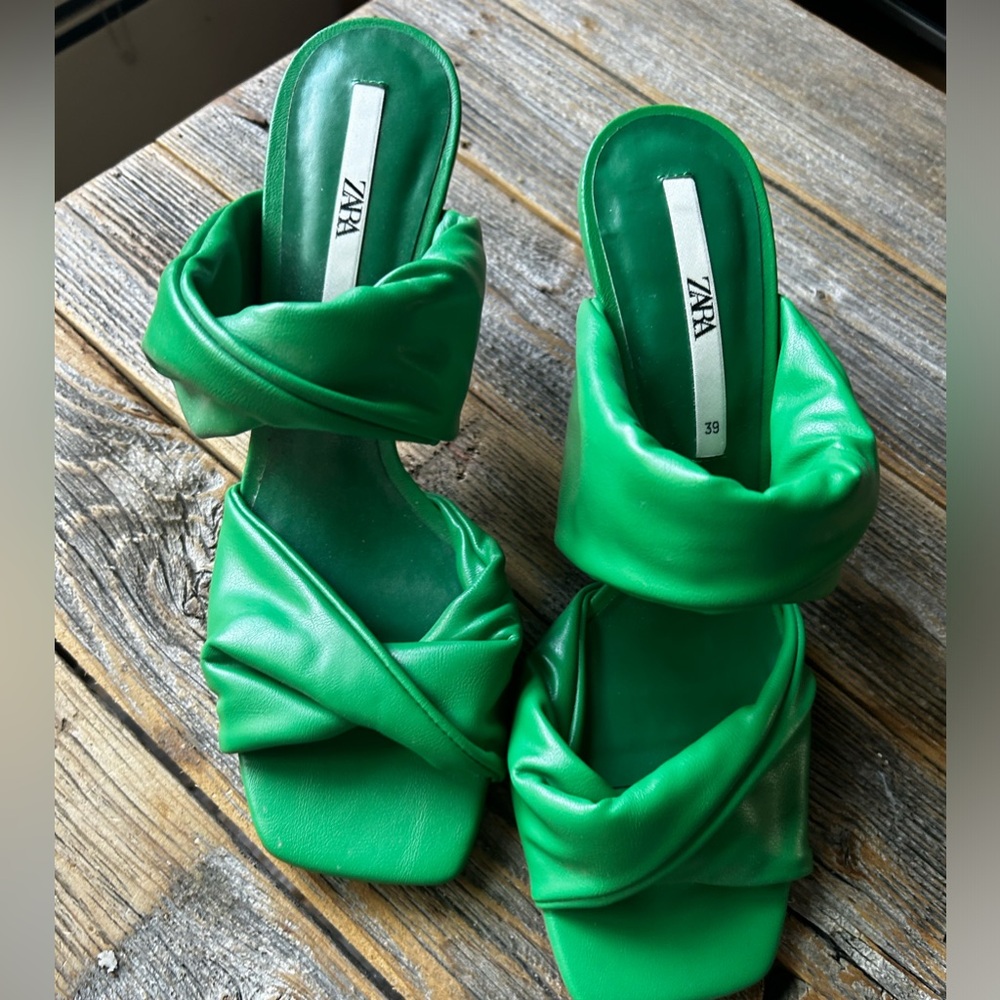 ZARA Green Padded Slide Sandals